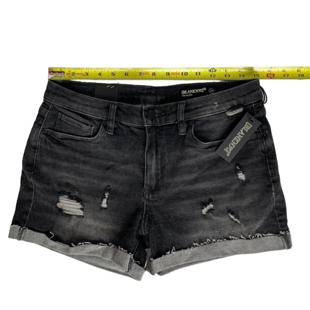 BlankNYC The Fulton Roll Up Shorts - Picture 10 of 13